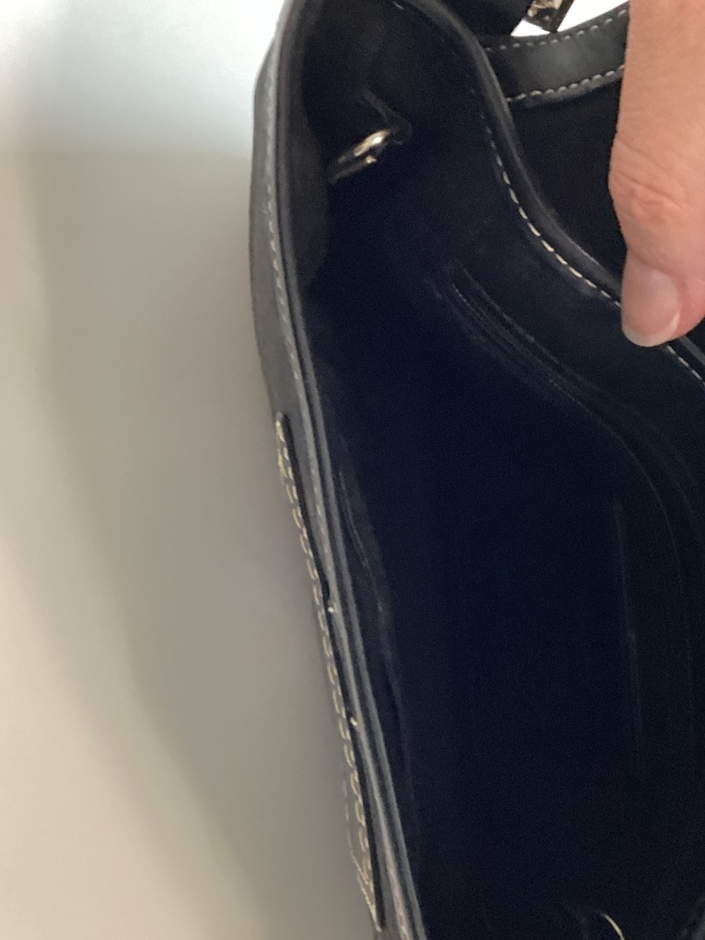Coach Signature Black Shoulder Bag - Picture 13 of 14